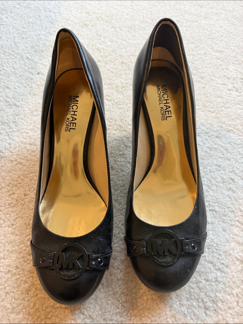 Michael Kors black leather heels/ pumps- 8M